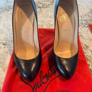 Christian Louboutin black leather heels Size EU 37.5 With bag, no box